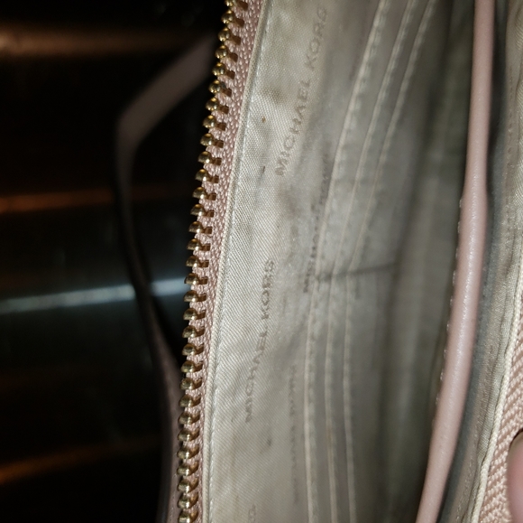 Micheal Kors - Picture 5 of 8